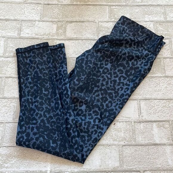 Zyia animal print scrunch leggings - Picture 5 of 9